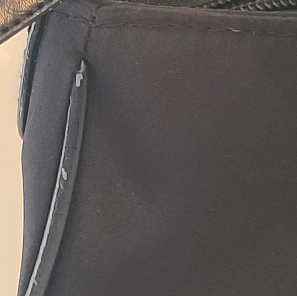 Life Magazine 1945 NYC Victory Kiss purse - Picture 5 of 8